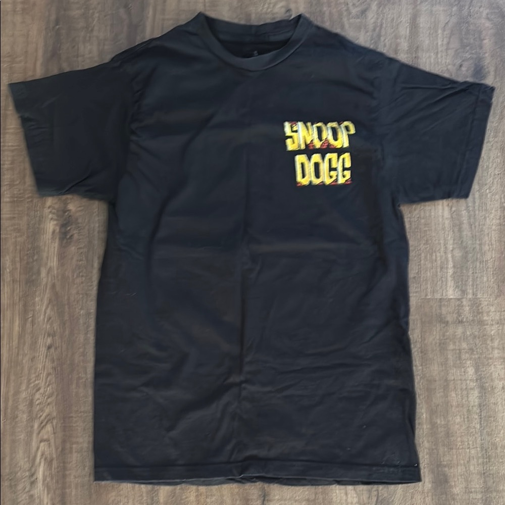 GG Collection Black Dog T-Shirt with Yellow Print